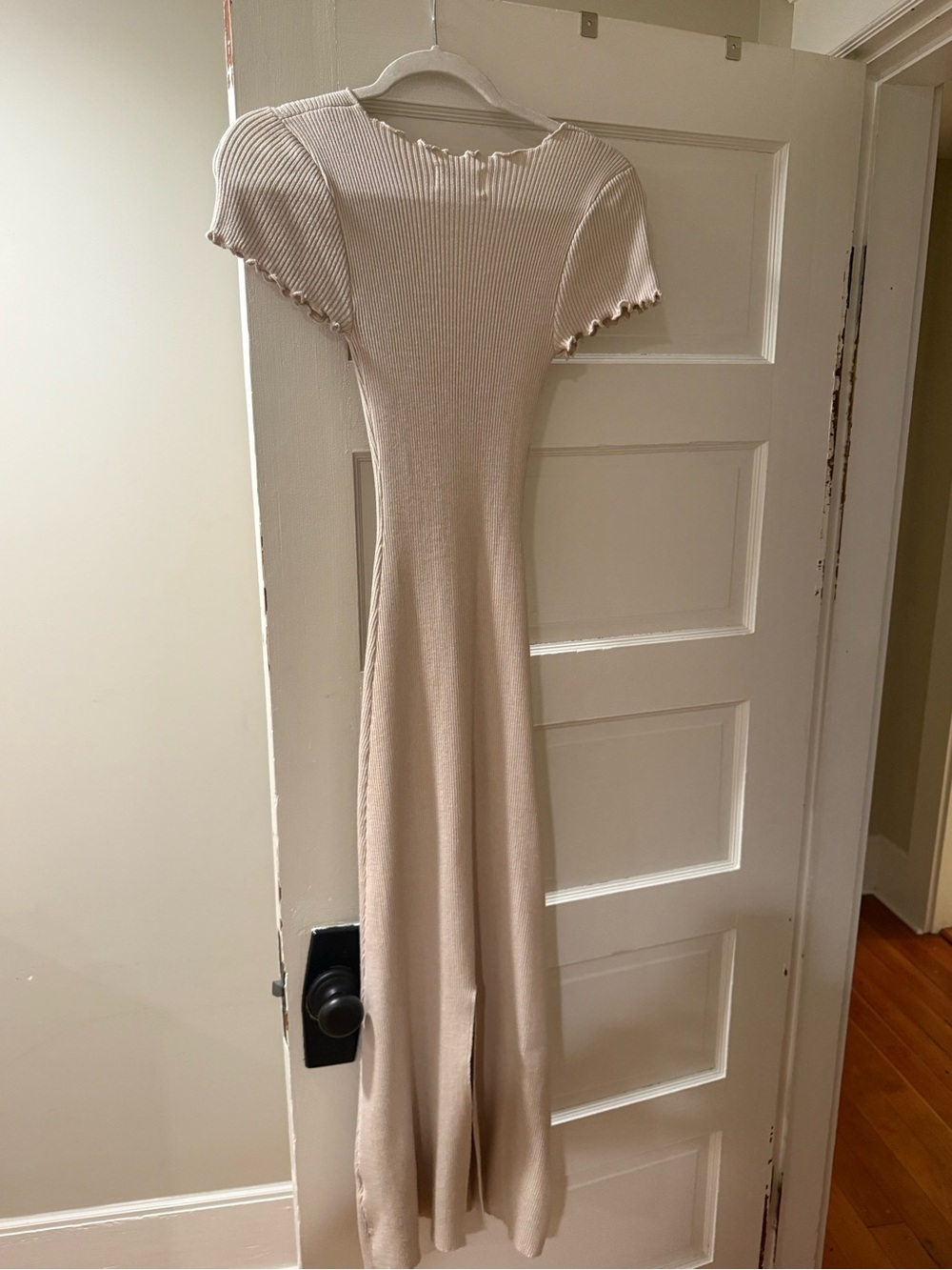 DISSH Soft Ribbed Cream Maxi Dress with Lettuce-Edge Trim